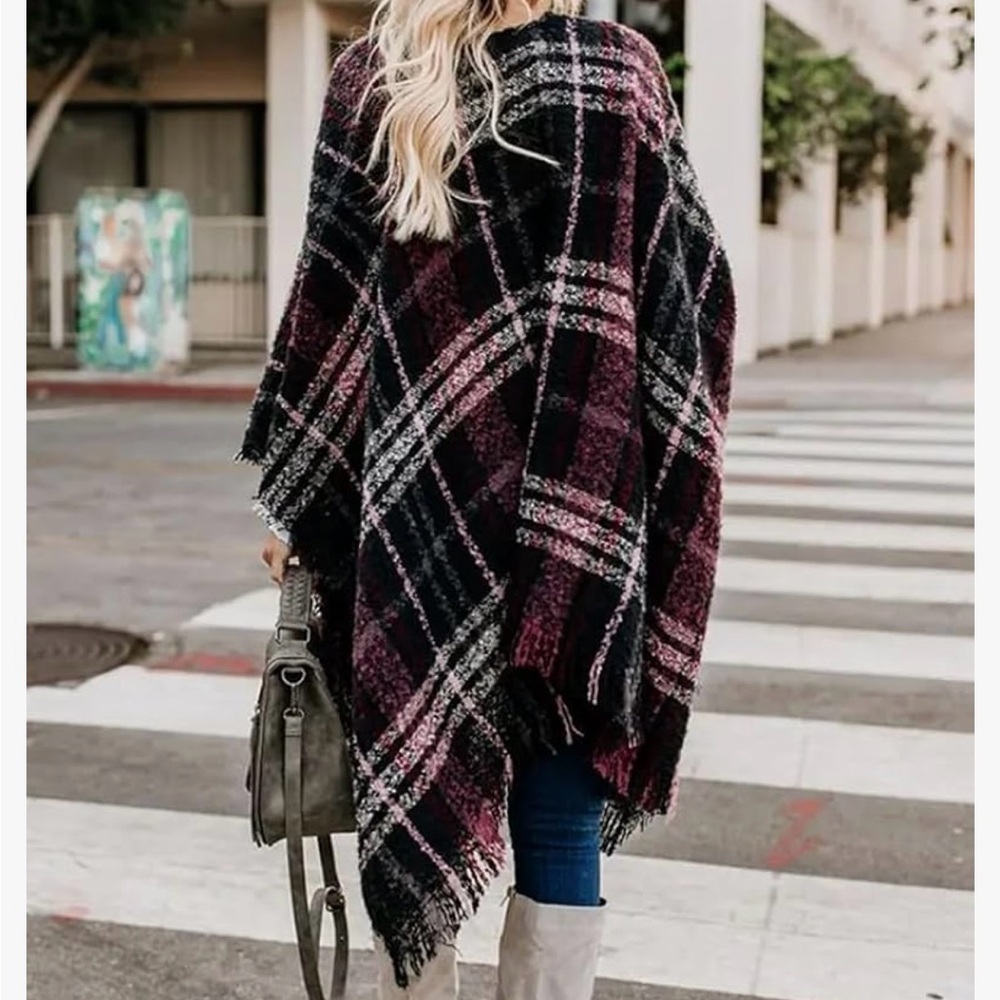 Plaid open front shawl, gorgeous, perfect for winter and holiday